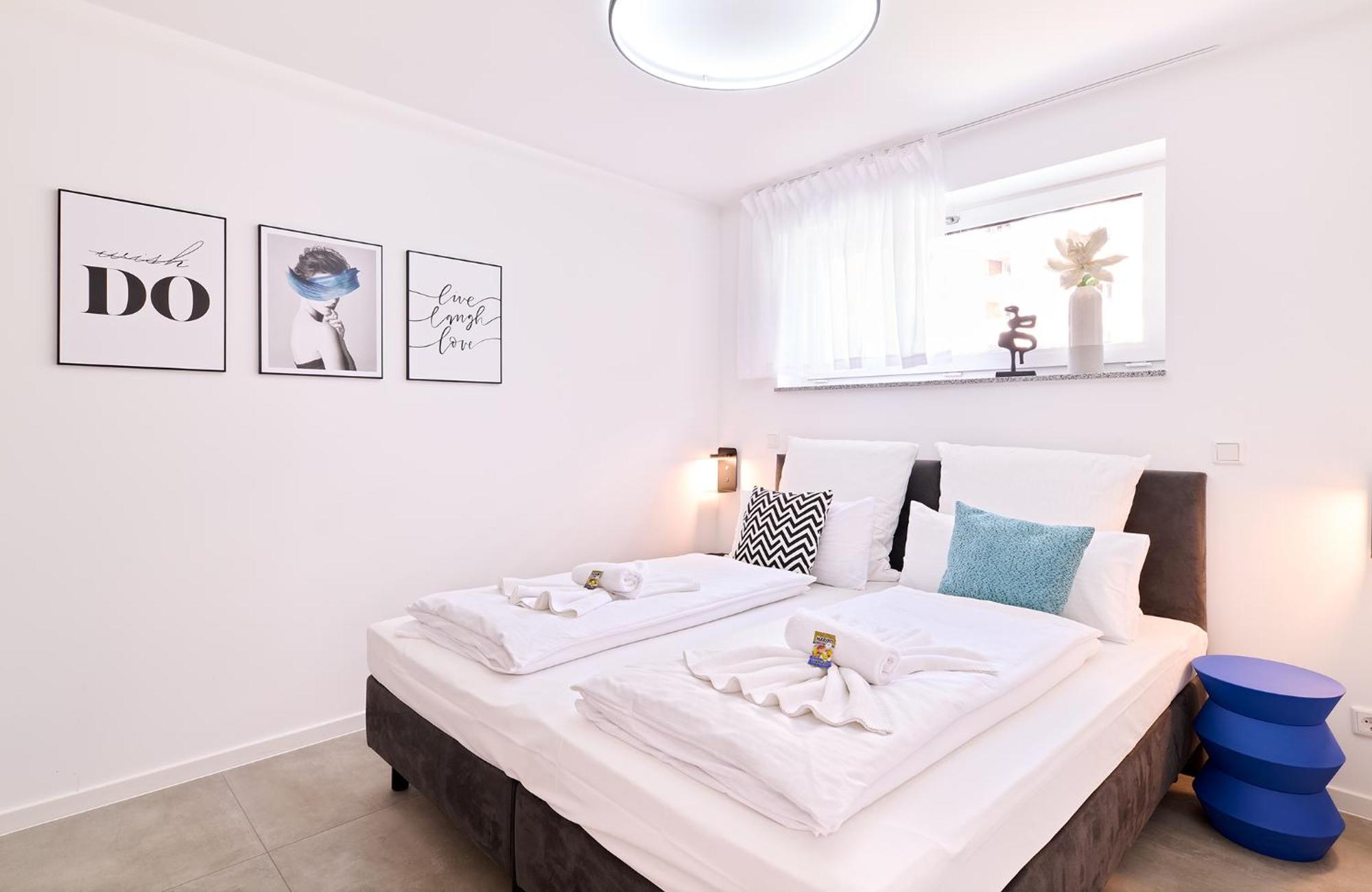 Xzllenz - 4 Schlafzimmer, Zentral, Parken, U-Bahn, 2 Baeder, 4 Smart-Tv, Optional Einzelbett Nuremberg Extérieur photo