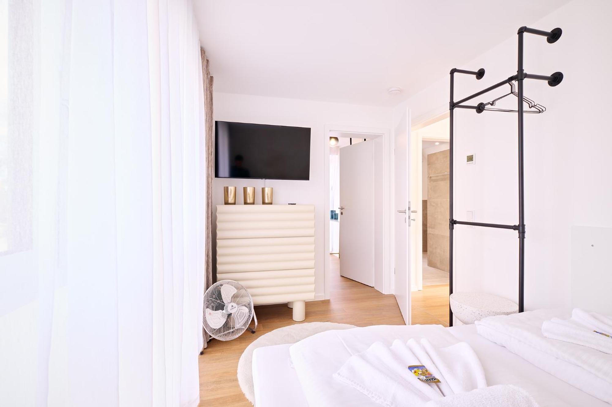 Xzllenz - 4 Schlafzimmer, Zentral, Parken, U-Bahn, 2 Baeder, 4 Smart-Tv, Optional Einzelbett Nuremberg Extérieur photo