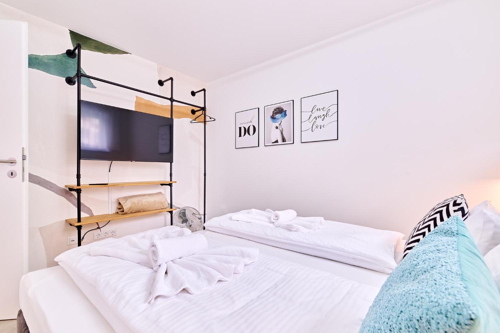 Xzllenz - 4 Schlafzimmer, Zentral, Parken, U-Bahn, 2 Baeder, 4 Smart-Tv, Optional Einzelbett Nuremberg Extérieur photo